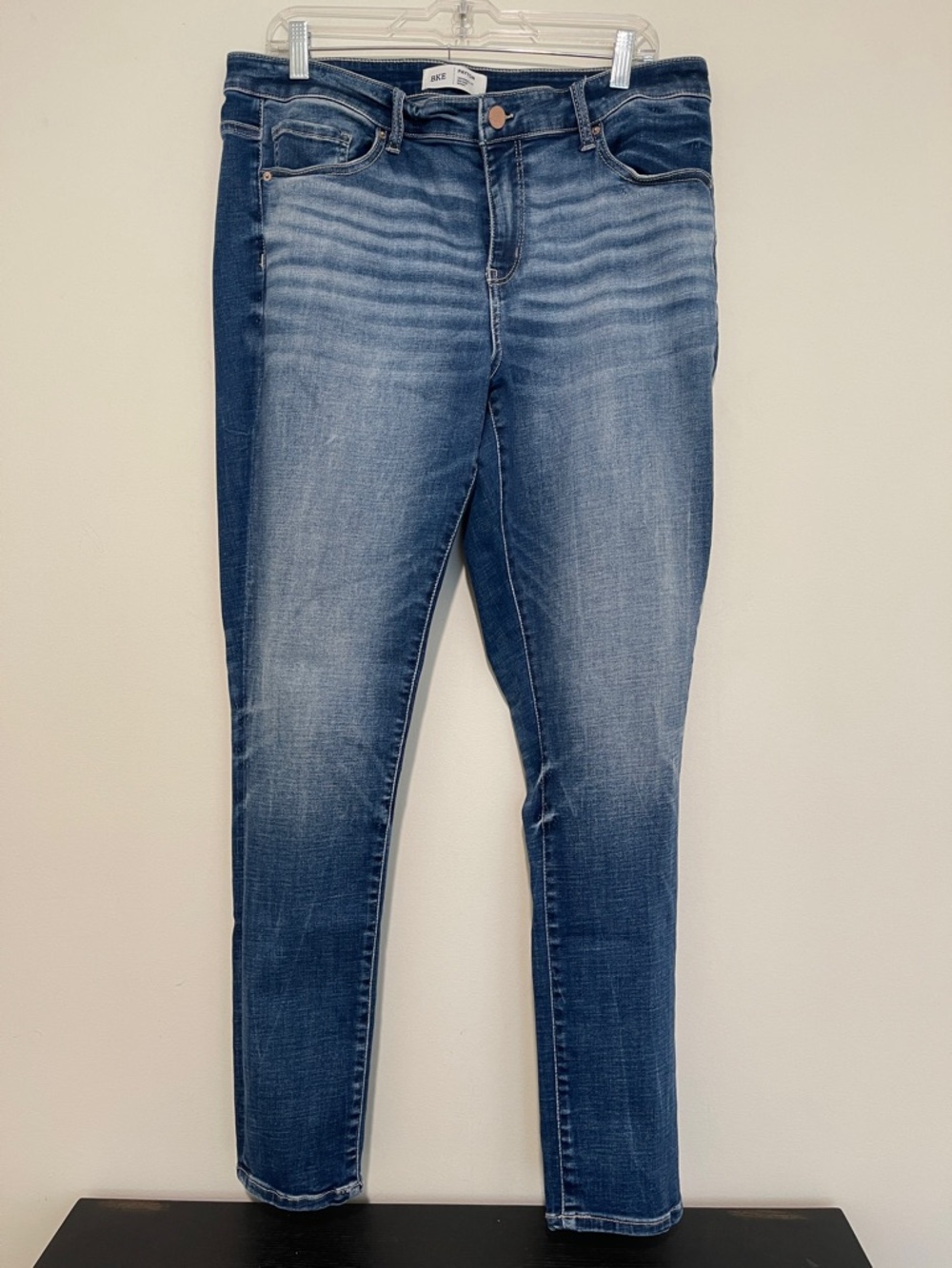 BKE Women's Medium Wash Blue Skinny Jeans Size 34 X 31 1/2